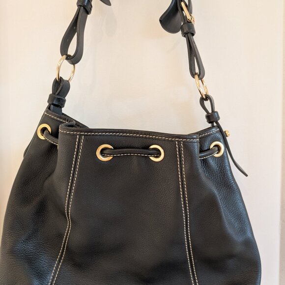 Dooney & Bourke black pebbled leather drawtring bucket bag -Excellent Condition - Picture 5 of 10